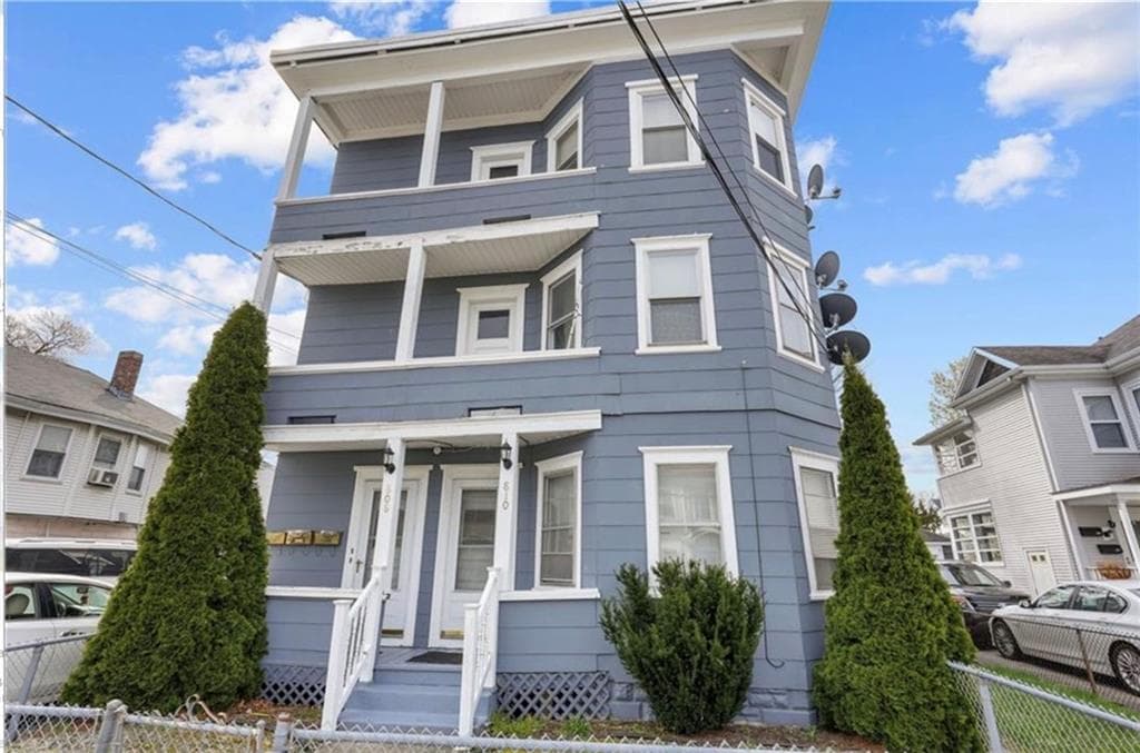 808 Mineral Spring #1F