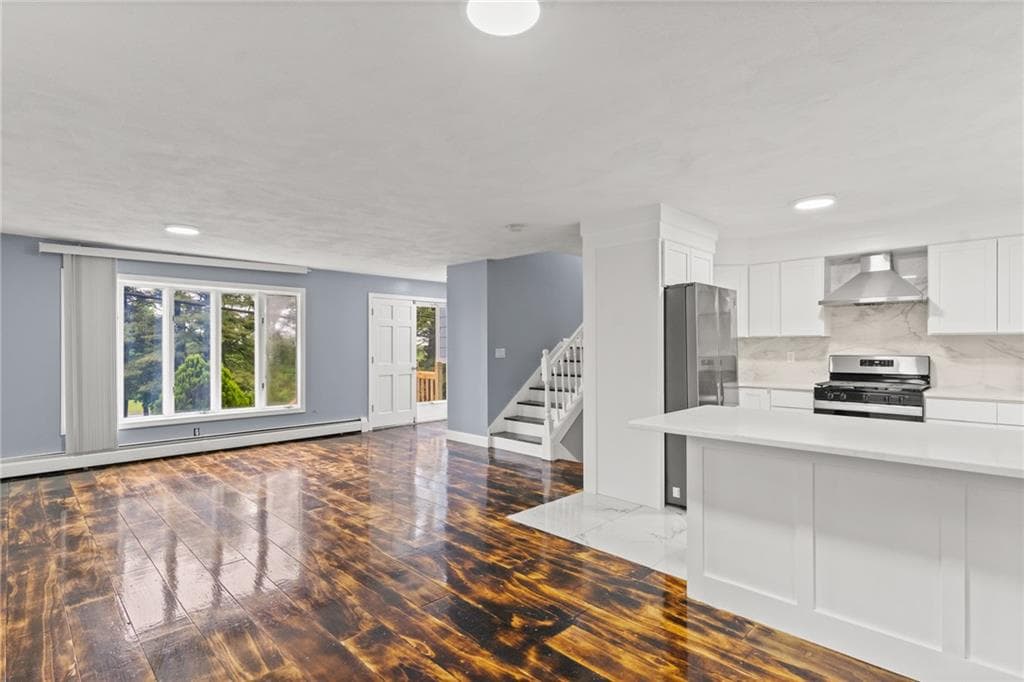 1510 Chalkstone photo 4