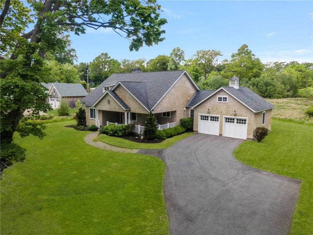 123 Narragansett Bay