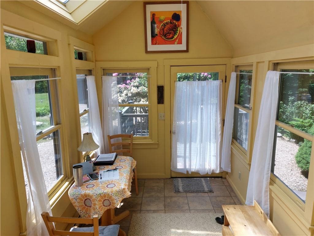815 Broad Rock photo 2