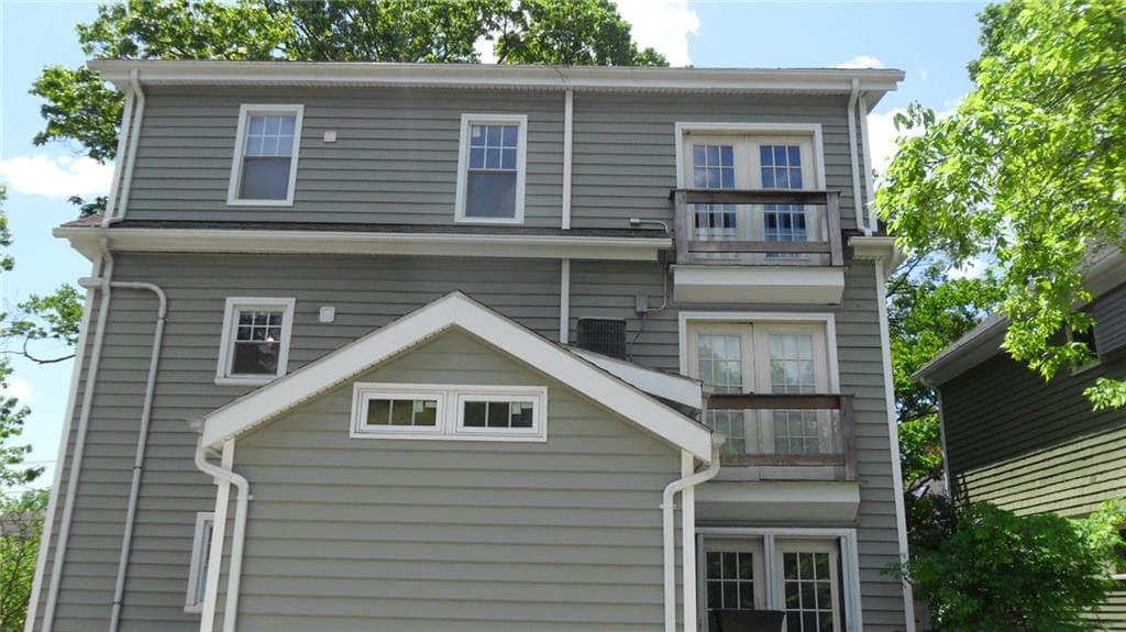 242 Williams #B photo 5