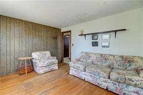 15 Milton Rear photo 5