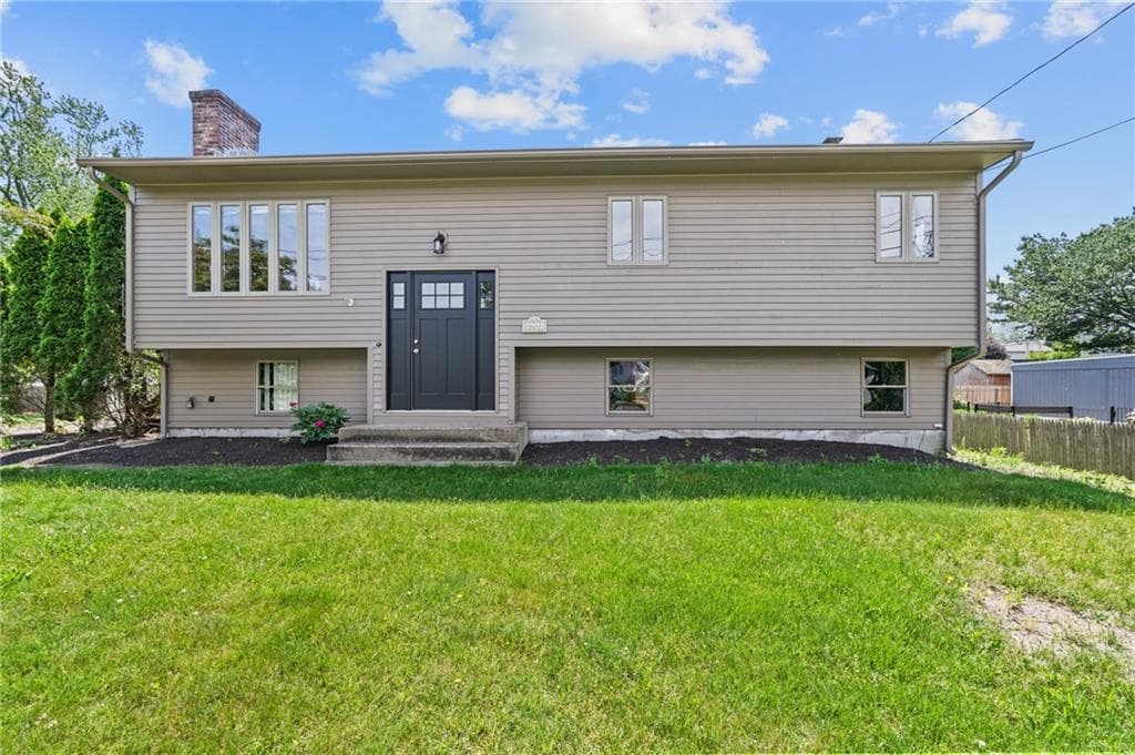 64 Waverly photo 2