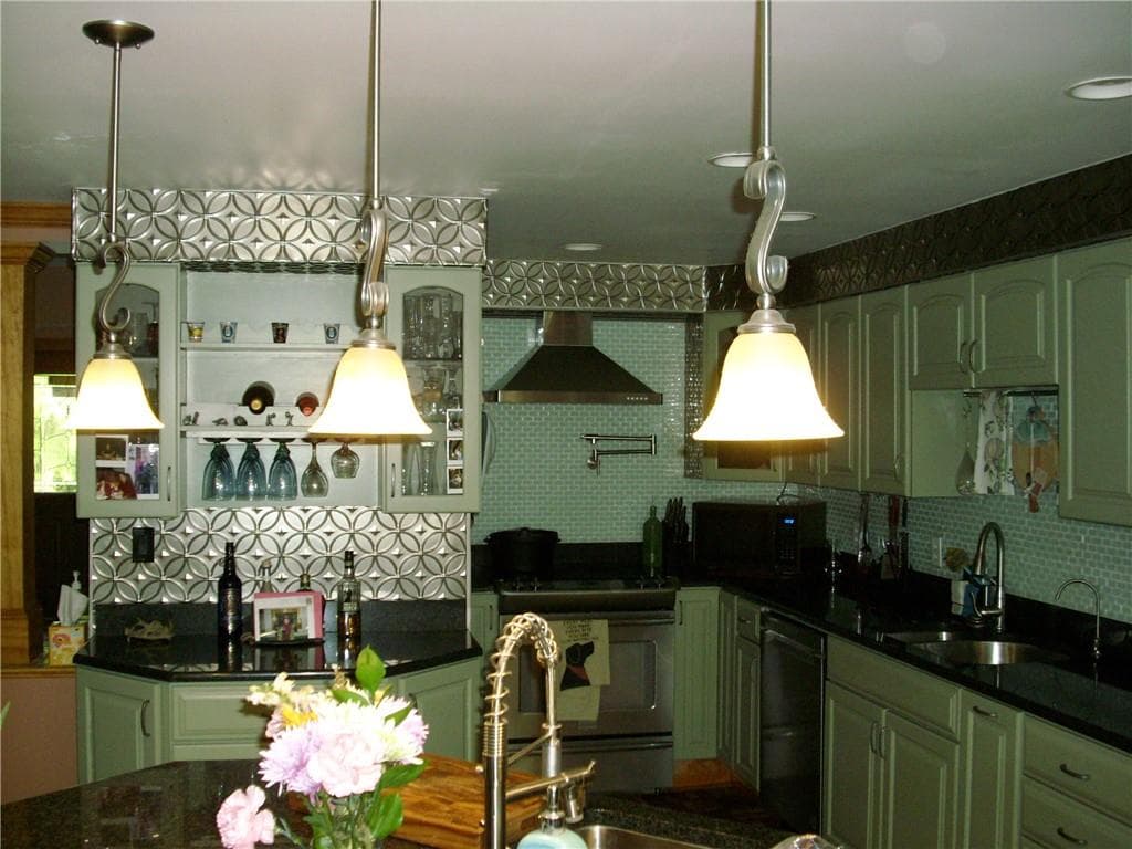 103 Overbrook photo 3