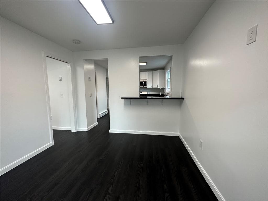 210 Main #2F photo 3