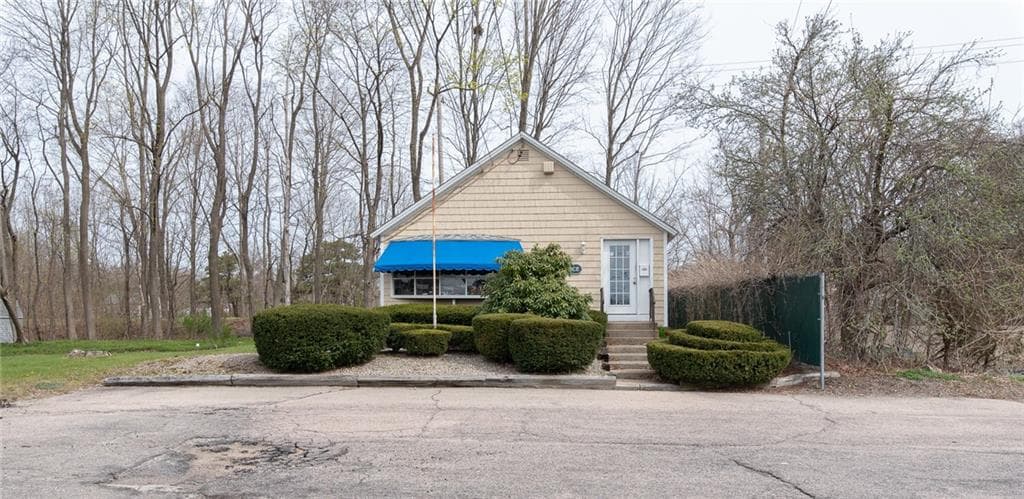 1035 Main