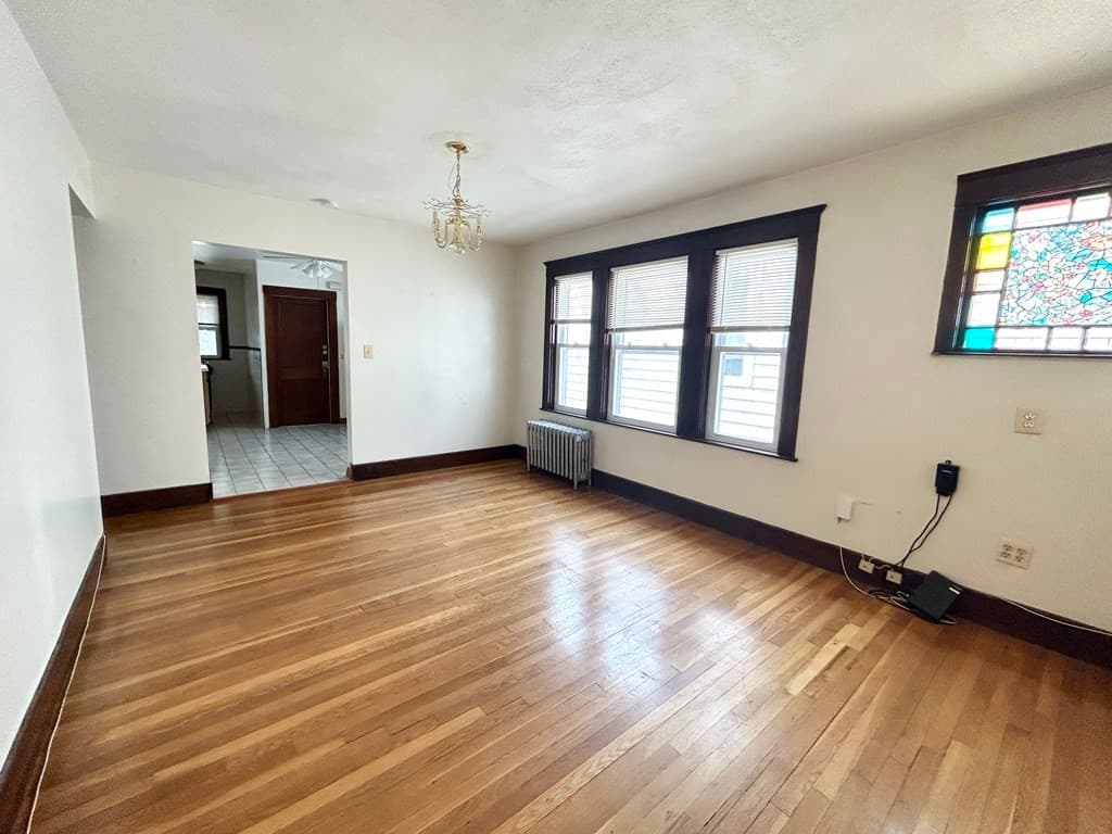 11 Romsey Street #3 photo 3