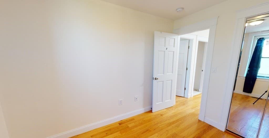 7 Grant Street #2 photo 4