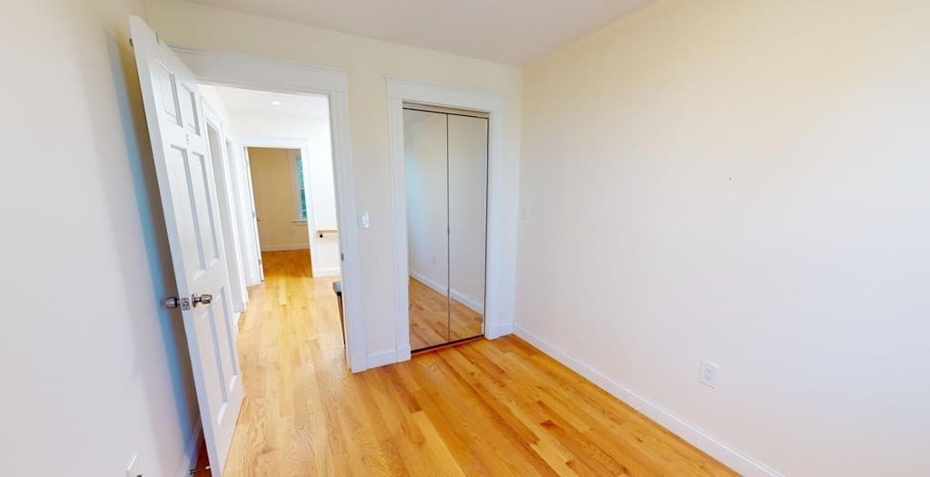 7 Grant Street #2 photo 3