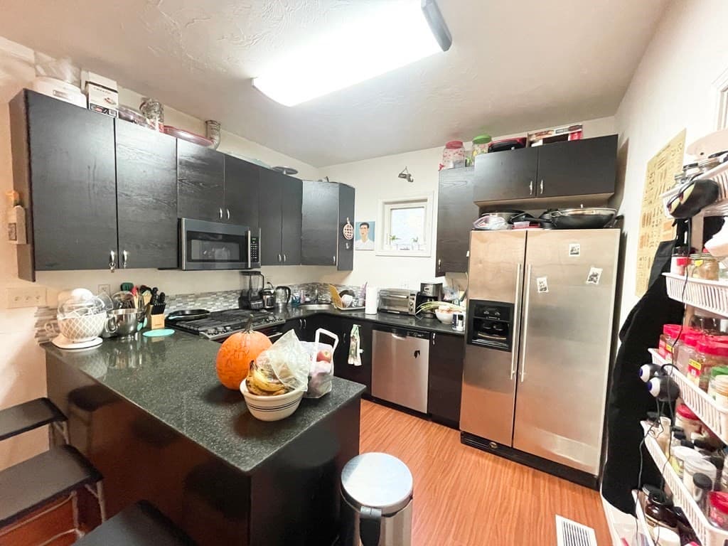 93A Hillside Street #1
