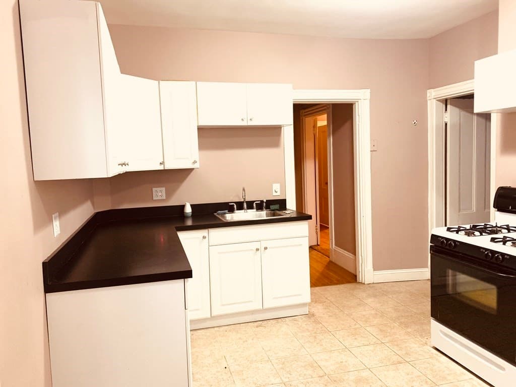 276 East Cottage #2