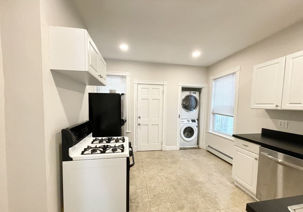 276 East Cottage #1 photo 3