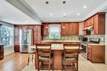 32 Sumner Street #2