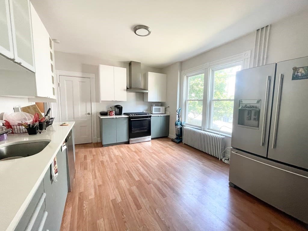 158 Boston Street #1 photo 4