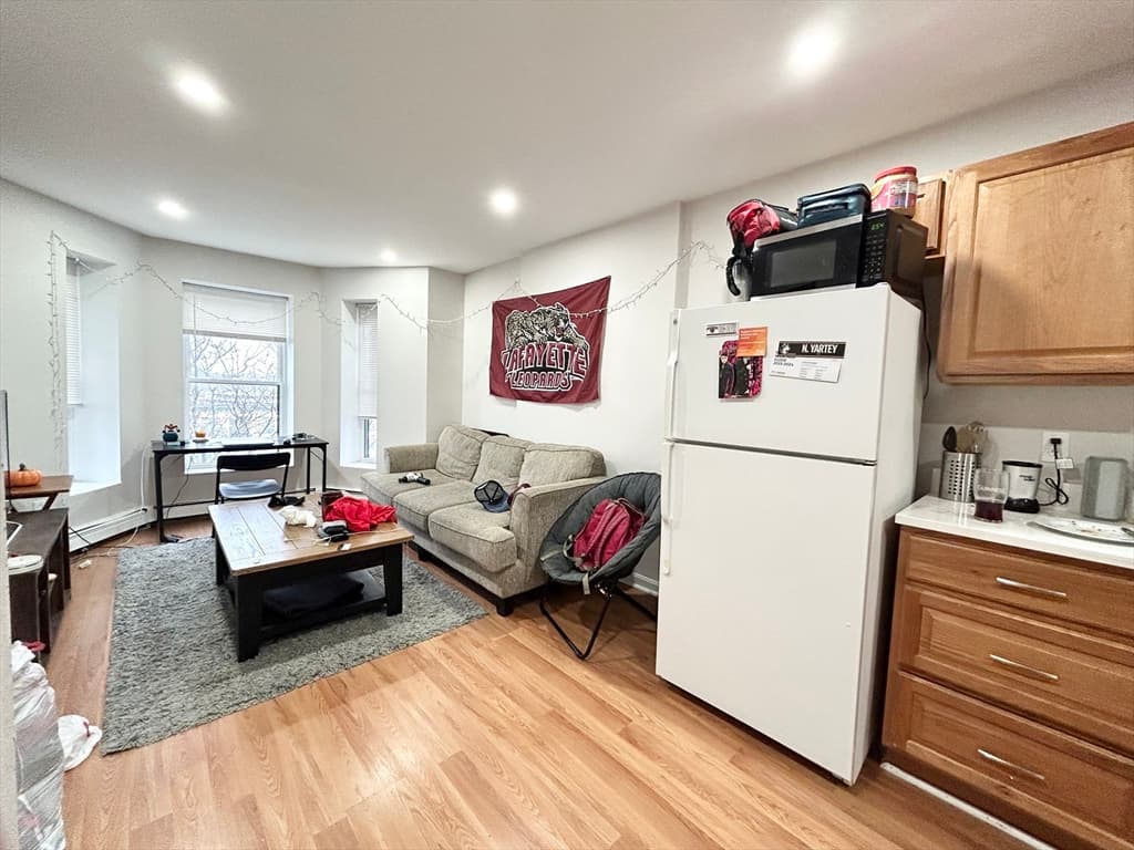 92 Hammond Street #5 photo 2
