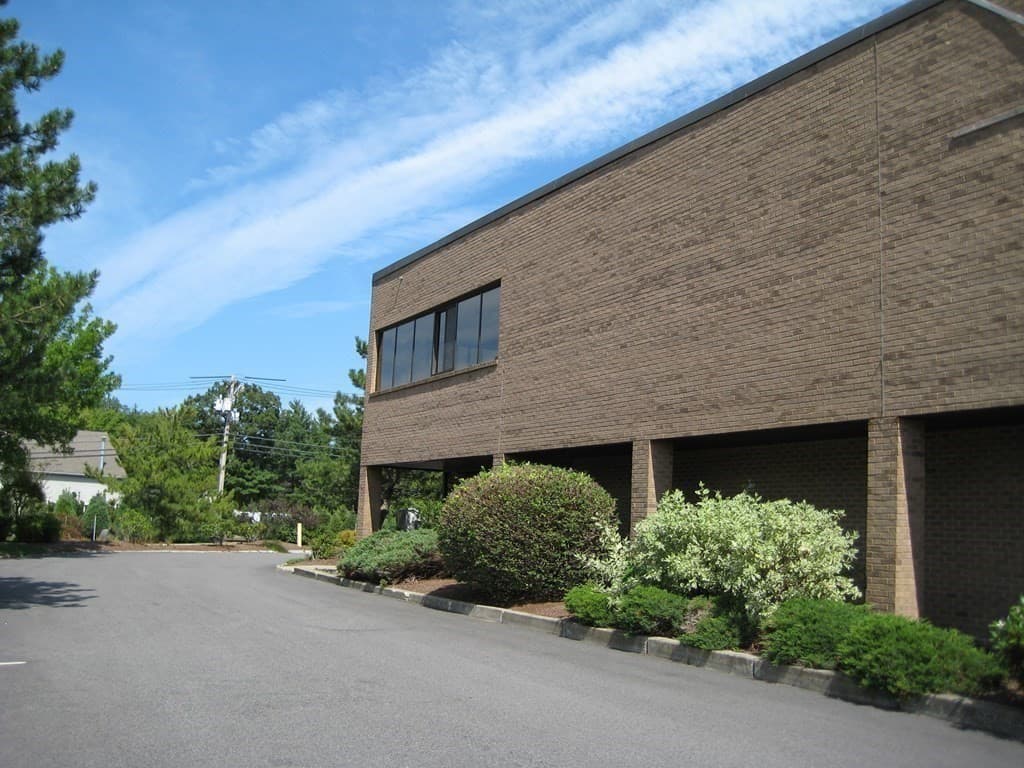 100 Corporate Park Drive photo 2