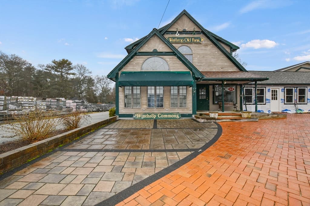 462 Winthrop Street #1B
