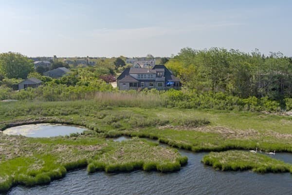46 Tennessee Ave photo 4