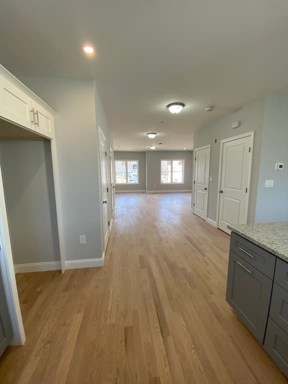 22 Dyer St #NA photo 3