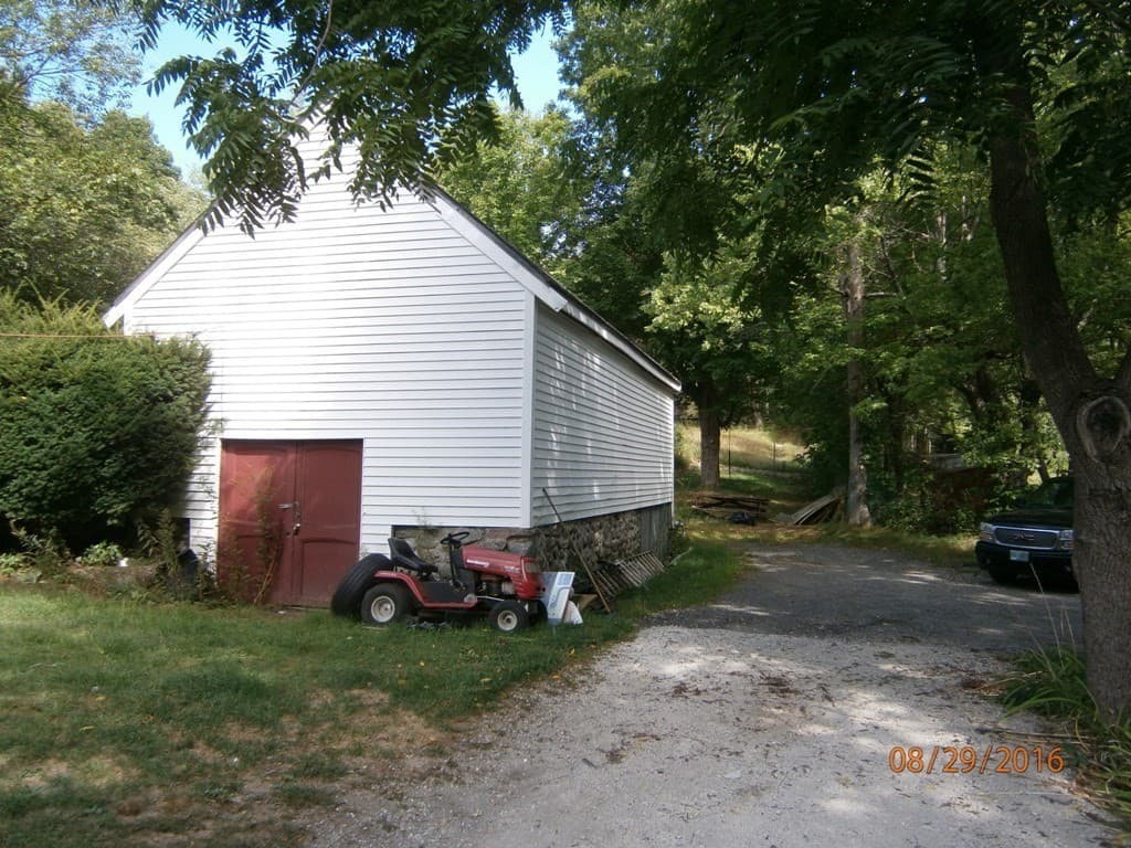 74 Ayers Village Road photo 2