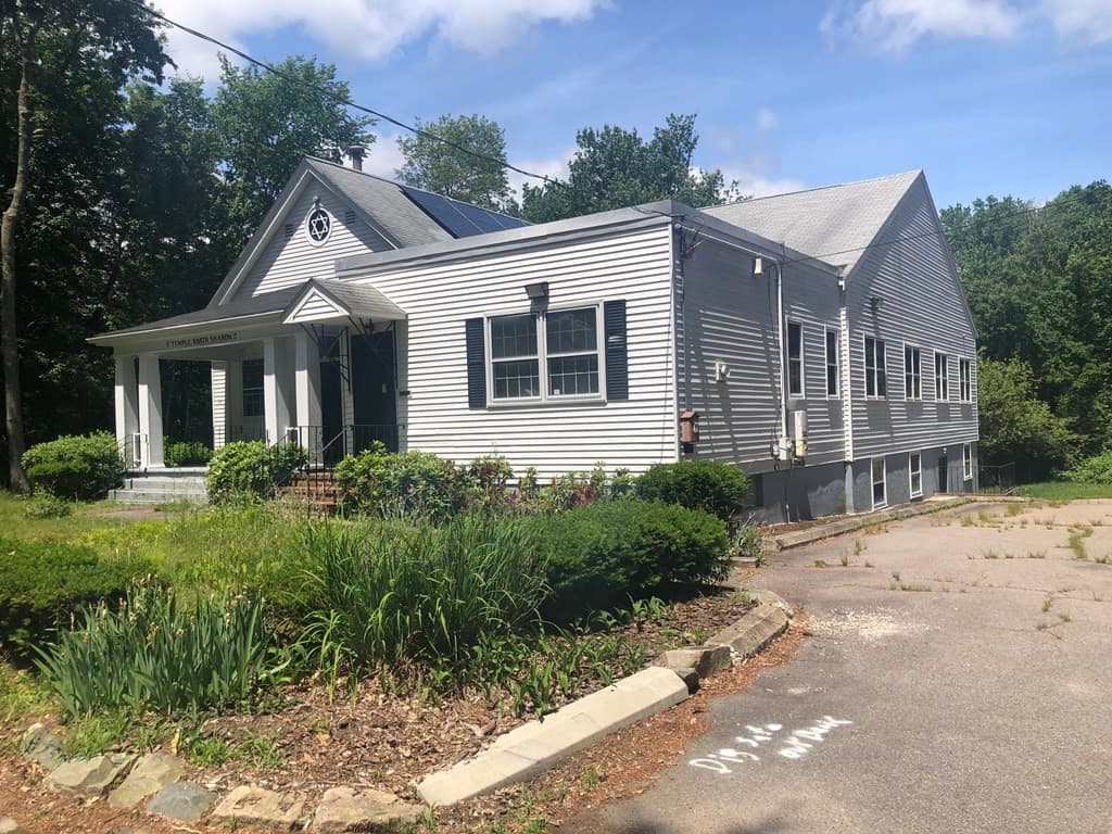 18 Harding St photo 2