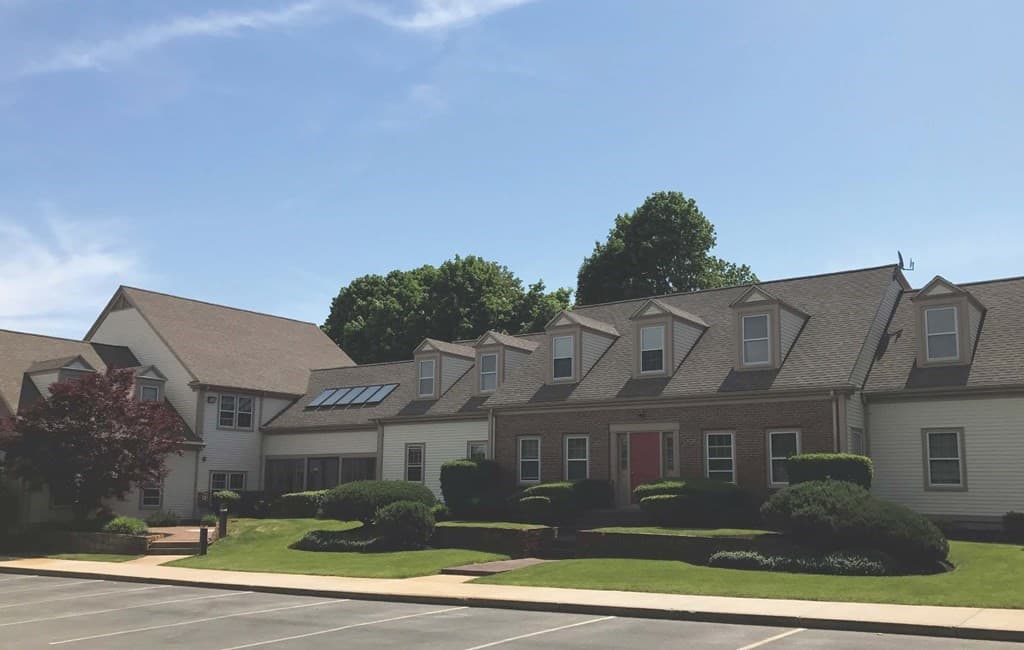 1025 Plain Street photo 2