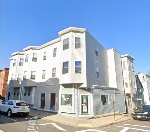 174 Maverick St