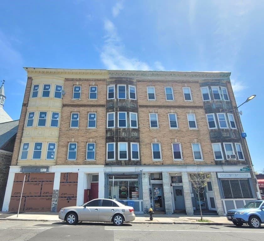 342 Warren Street #1R photo 4