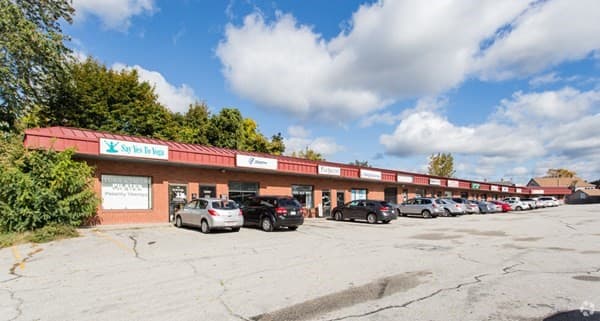 129-131 E Main St