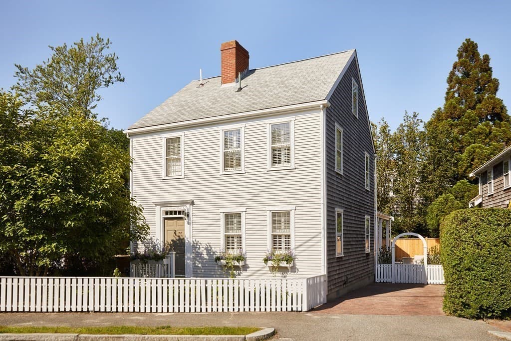 28 Pleasant Street