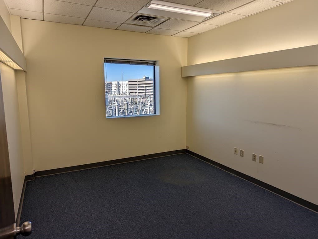 185 Alewife Brook Pkwy #402 photo 4
