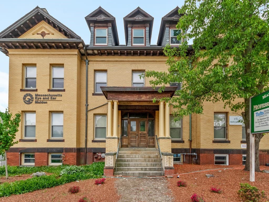 578 Main Street #B4 photo 2