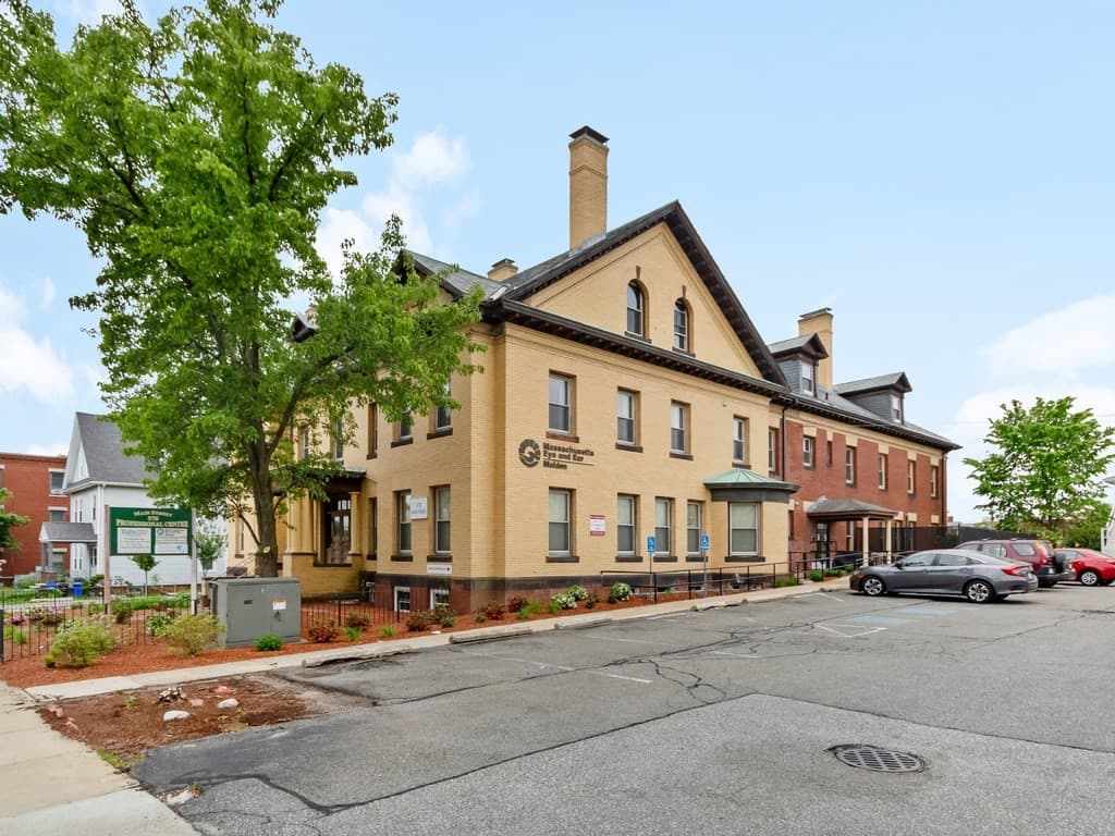 578 Main Street #B4 photo 3