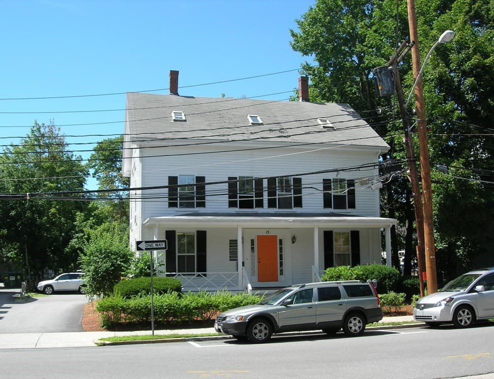15 Muzzey St