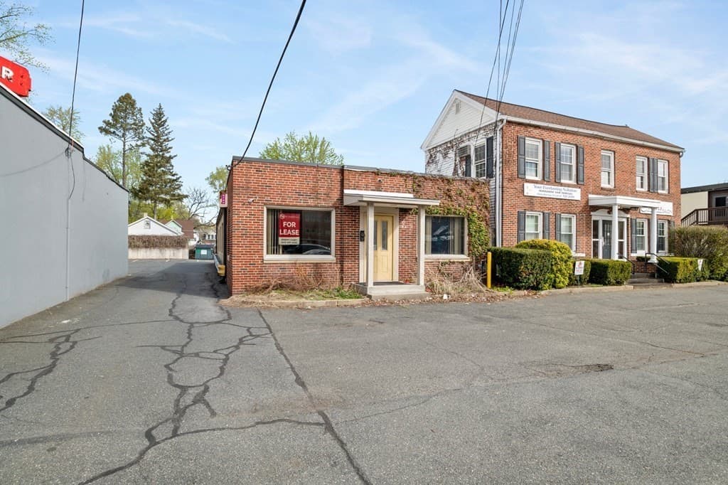68 Westfield St