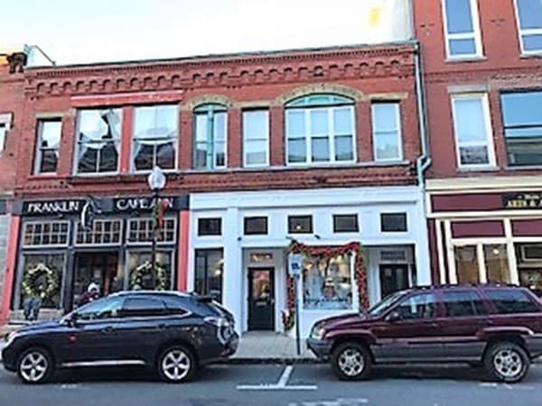 122 Main St #2