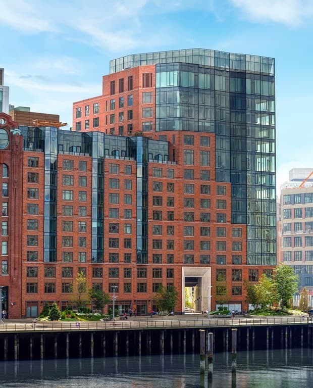 100 Lovejoy Wharf #7C