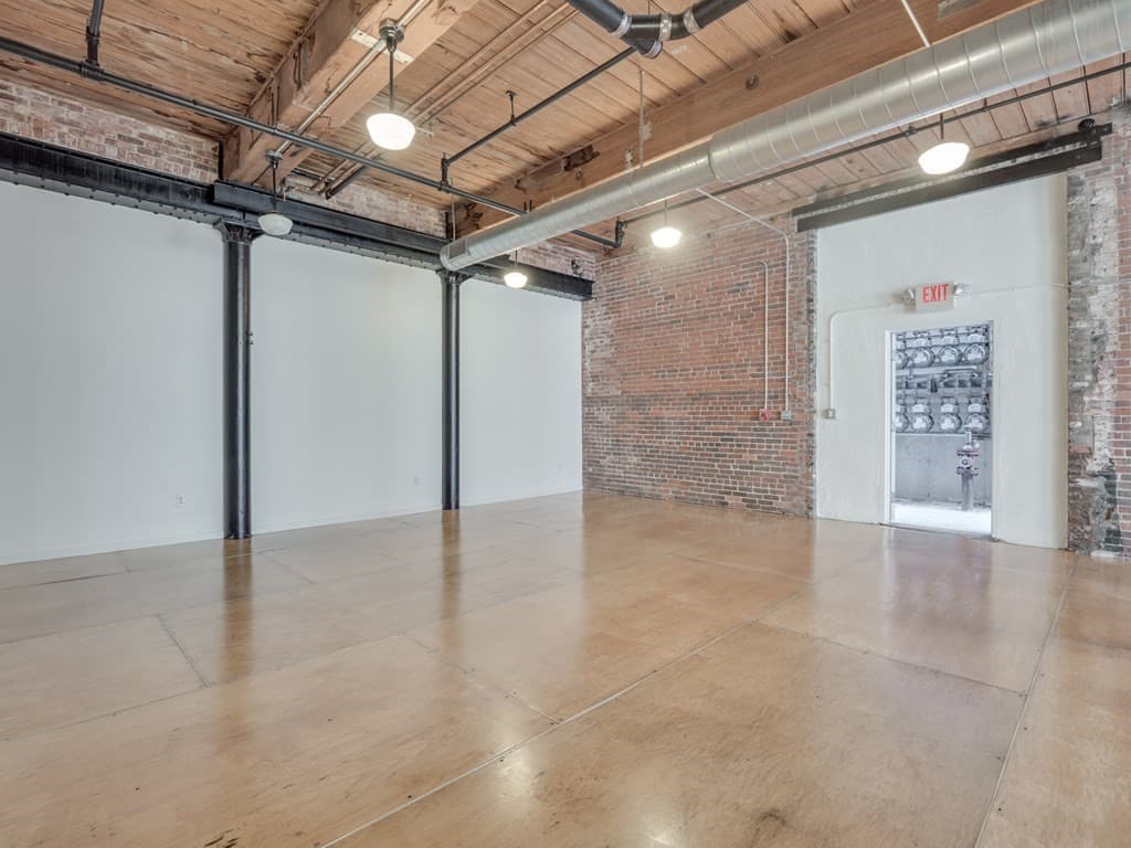 314-330 West Second #C-4 photo 3