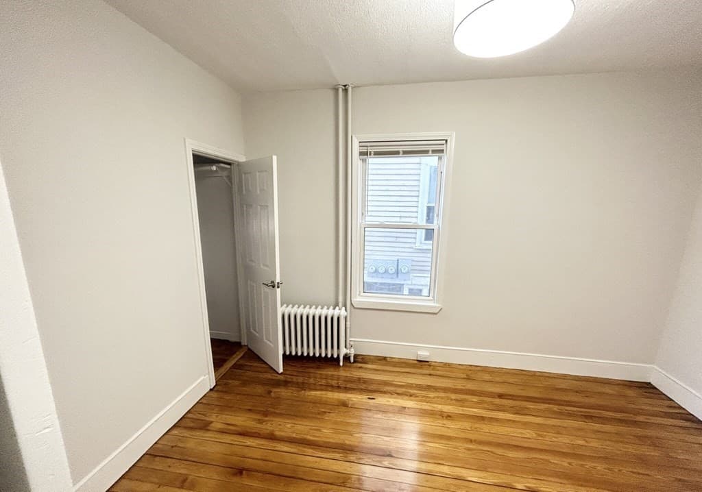 151 East Cottage ##2 photo 5