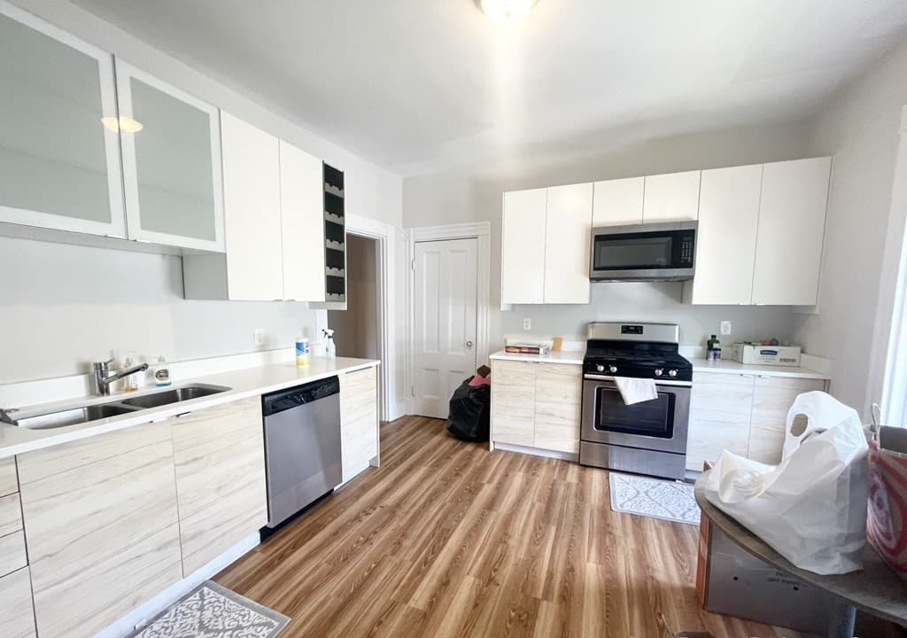 158 Boston St. ##3