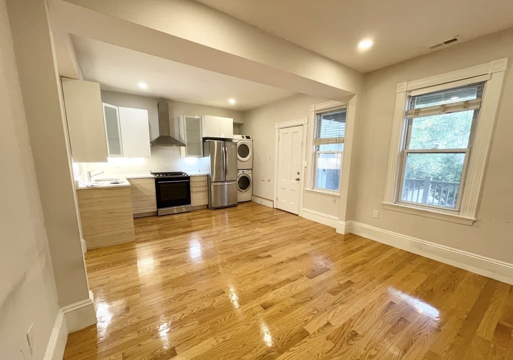 108 Buttonwood ##2 photo 2