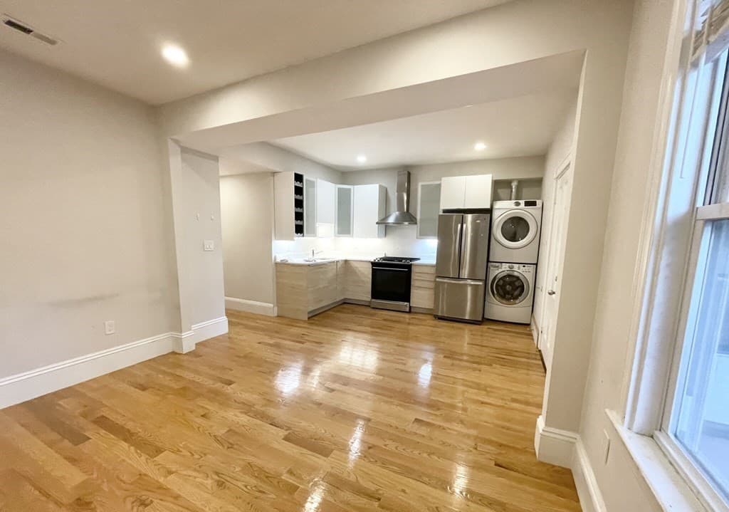 108 Buttonwood ##2