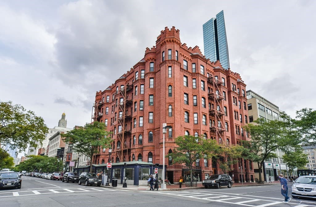 271 Dartmouth Street #5G