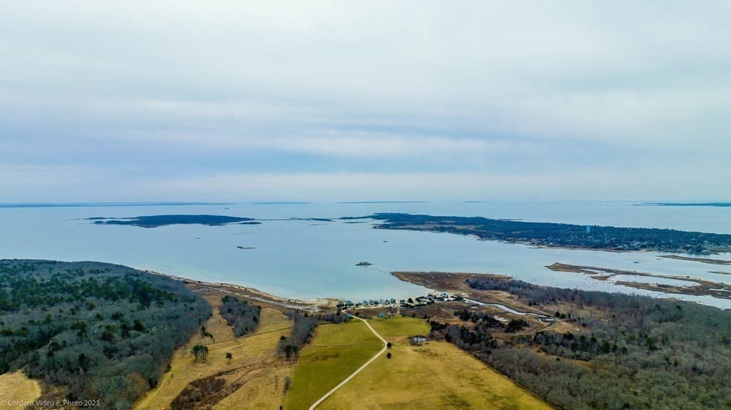 65 Shaws Cove Road photo 4