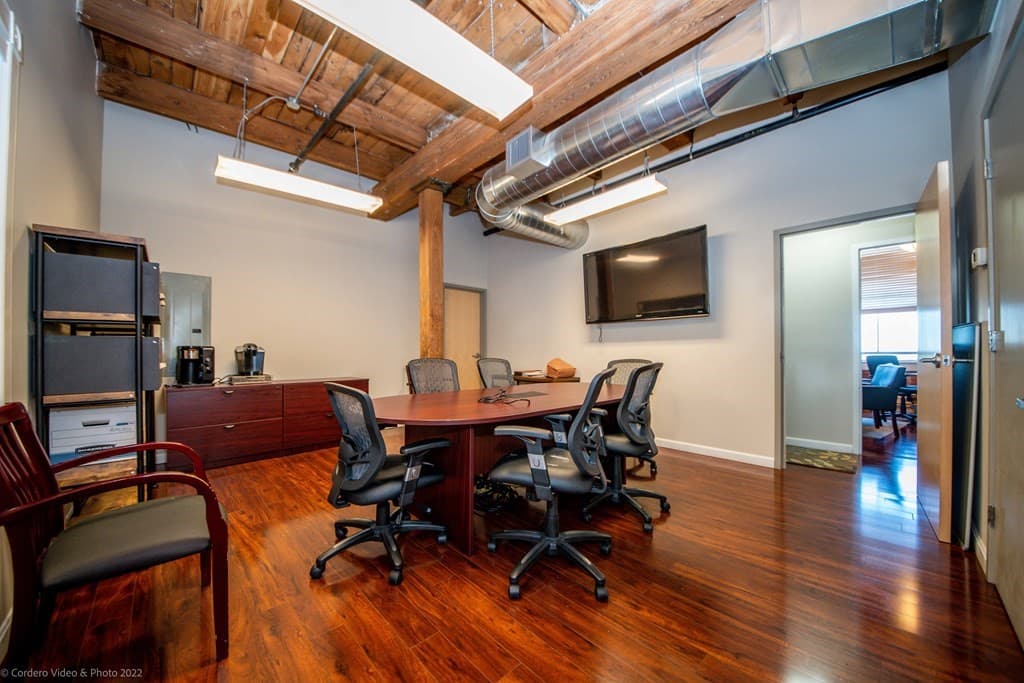 555 Pleasant St #Suite 3C photo 2
