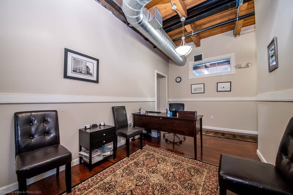 555 Pleasant St #Suite 3A photo 5
