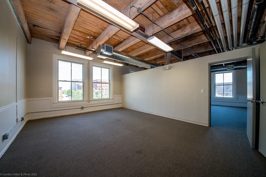 555 Pleasant St #2AR1 photo 2