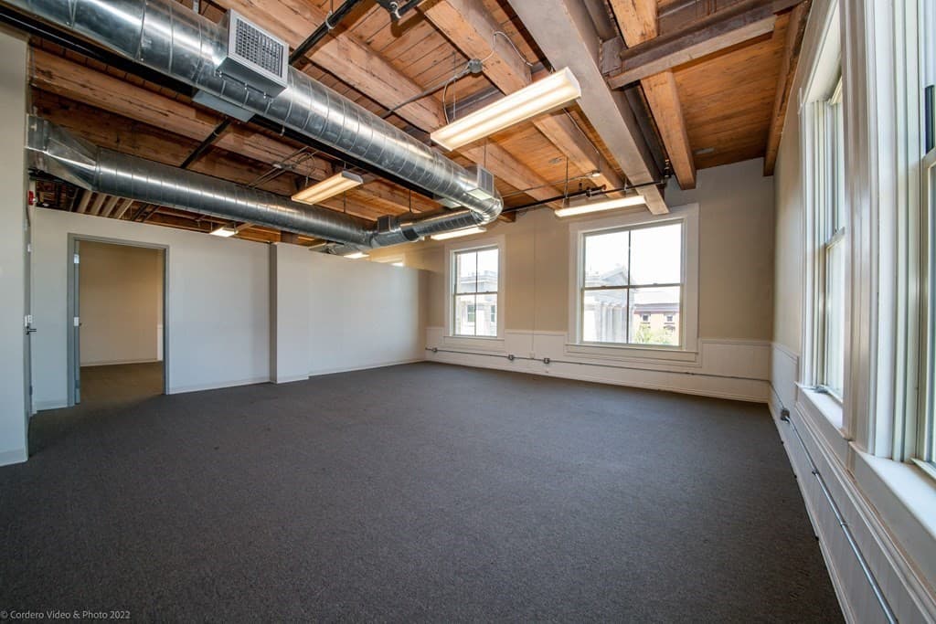 555 Pleasant St #2AR1 photo 3