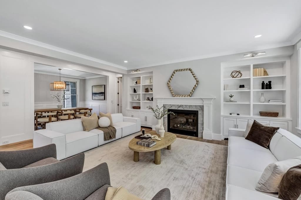 19 Willow Circle photo 2