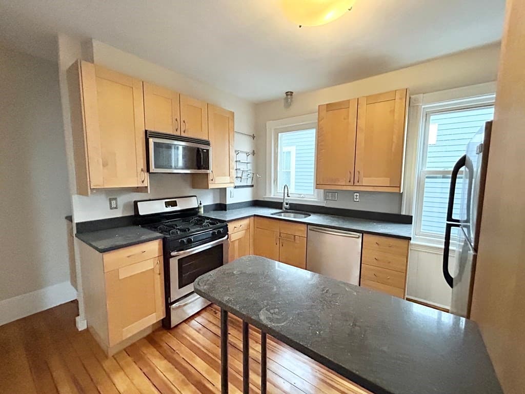 20 Dawes St. #3